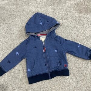 Baby boy sweatshirt size 6-12 months European brand with spider monkeys